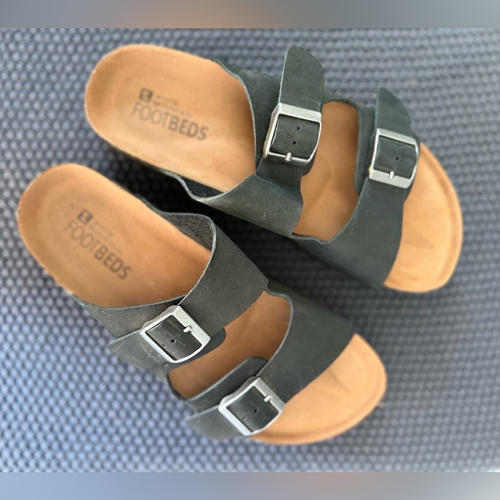FootJoy Black and Tan Women's Sandals